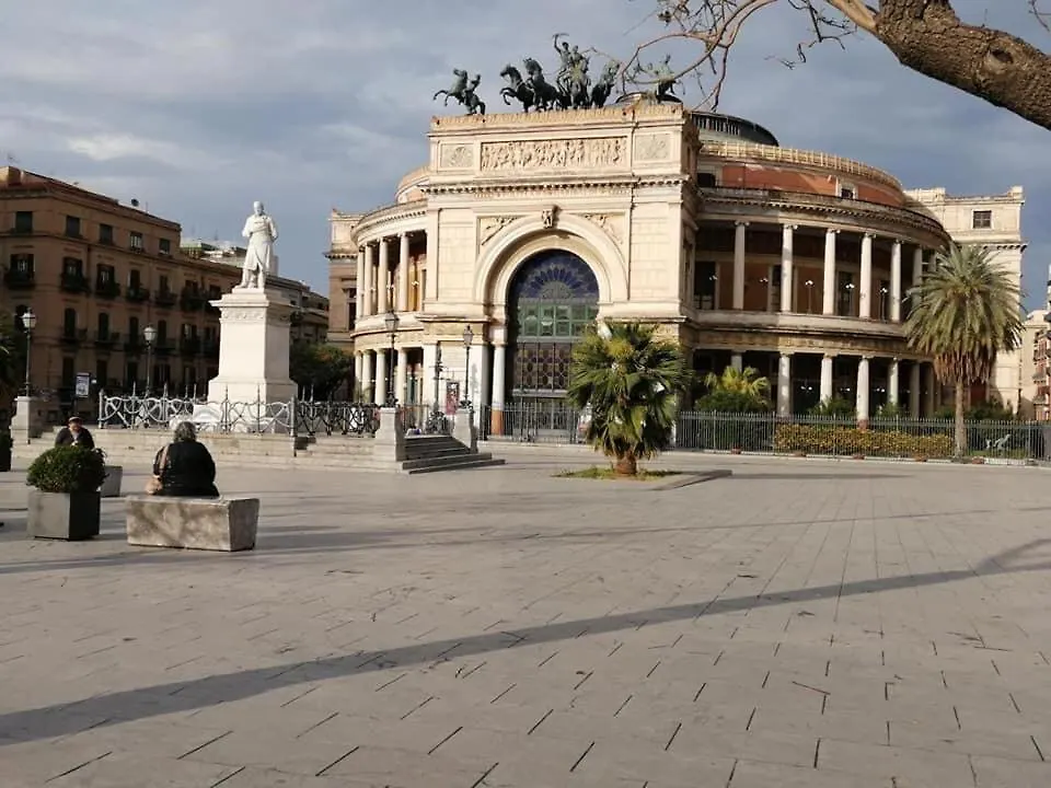 Teatro Apartments Giardino Inglese Palermo Italien